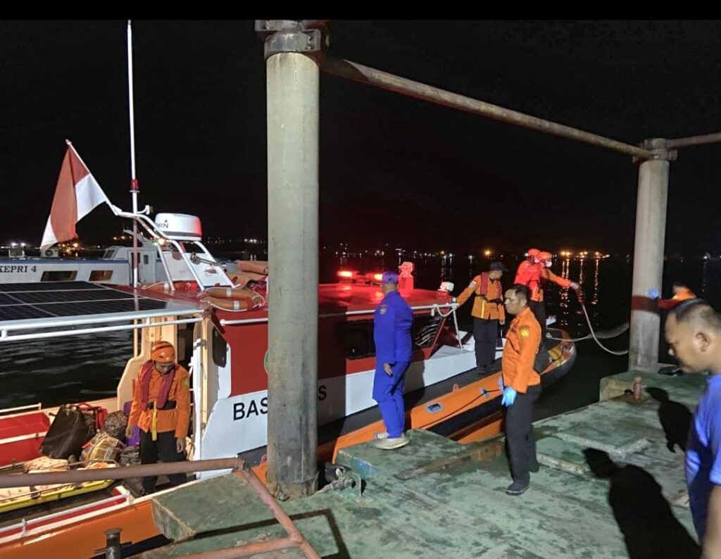 Penumpang KMP Sembilang Meninggal di Perairan Karas, Sat Polairud Tanjungpinang Sigap Evakuasi