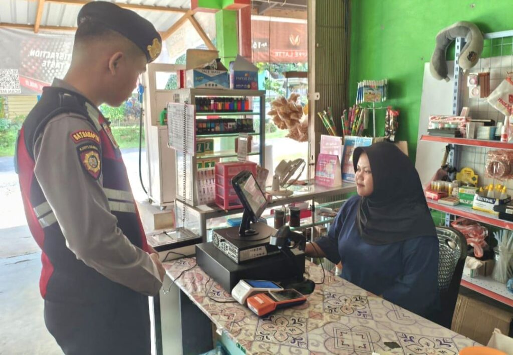 Patroli Sambang Ditingkatkan, Warga Dabo Singkep Akui Lebih Tenang Berkat Kehadiran Polisi