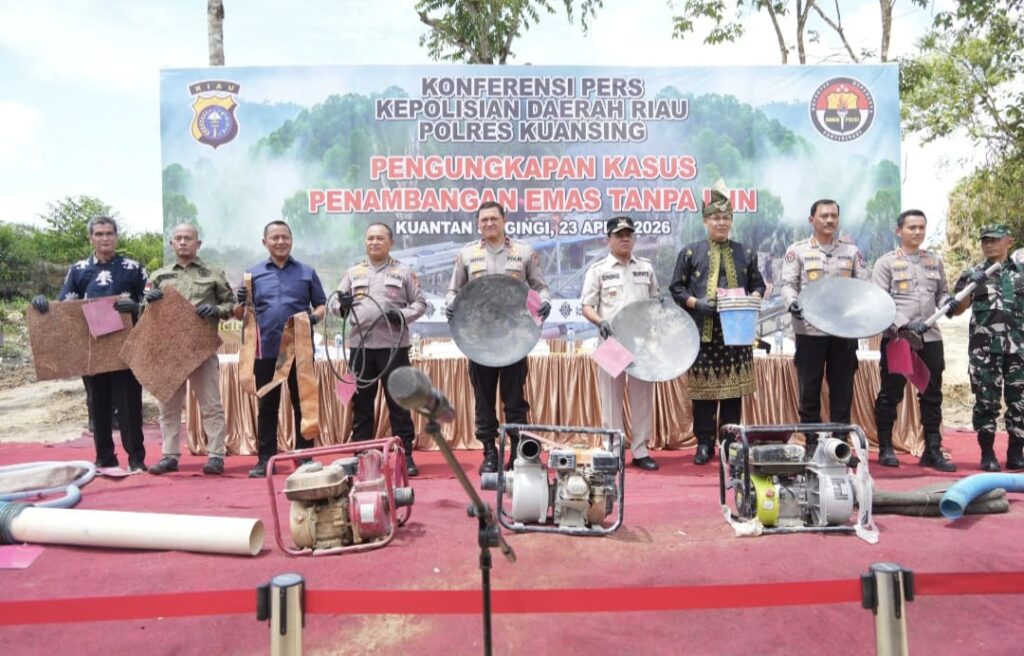 Polda Riau Sikat PETI di Kuansing, 43 Tersangka Dijerat dan Ribuan Alat Tambang Dimusnahkan