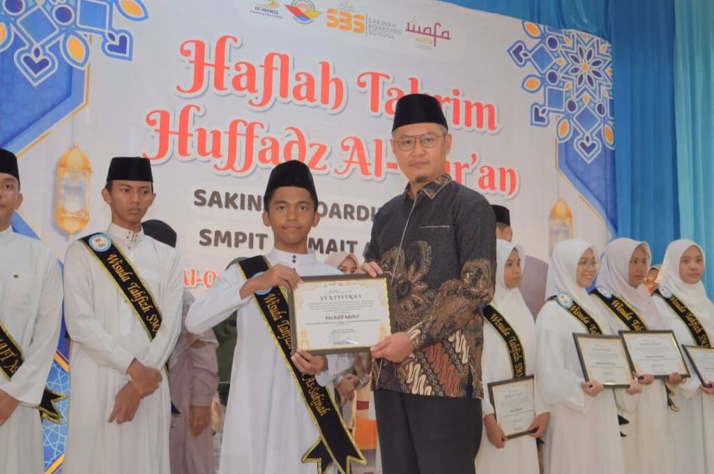 Haflah Takrim Huffadz Al-Qur’an, Zulhidayat Dorong Lahirnya Generasi Emas Berjiwa Qur’ani