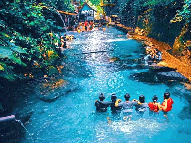 Pariwisata untuk Rakyat atau Investor? Menimbang Arah Pengembangan Danau Toba