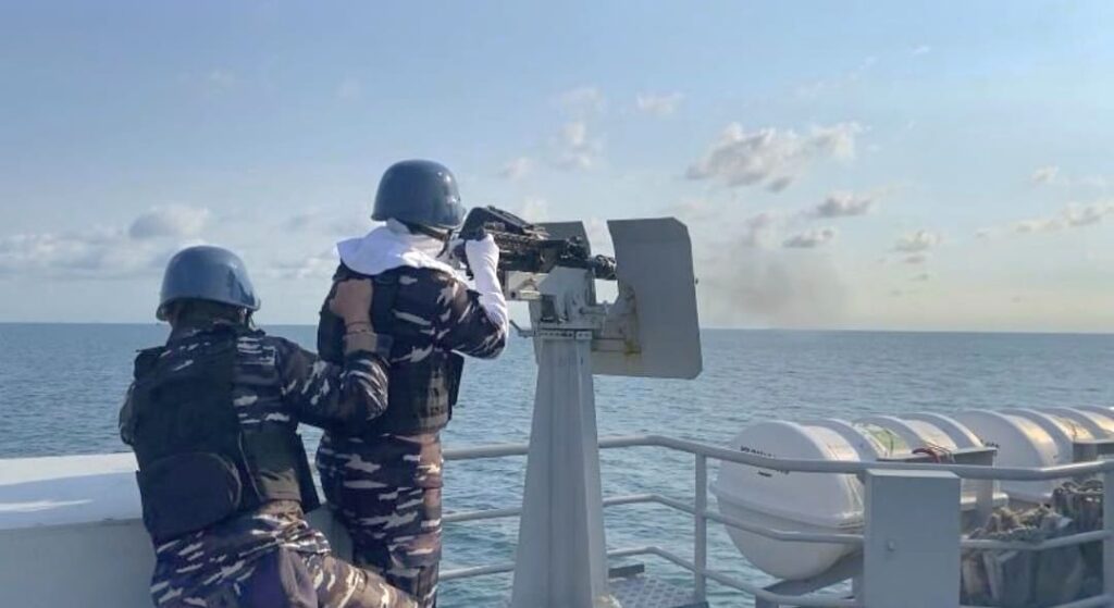 KRI Bubara-868 Hancurkan Sasaran Latihan di Perairan Utara Jakarta, Uji Kesiapan Tempur Prajurit TNI AL