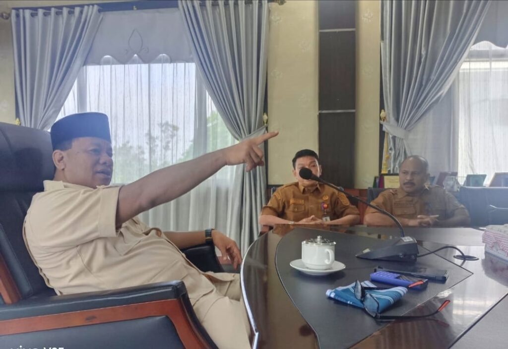 Suhardiman Amby Genjot Digitalisasi Layanan Publik di Kuansing, Pengawasan ASN Berbasis Aplikasi