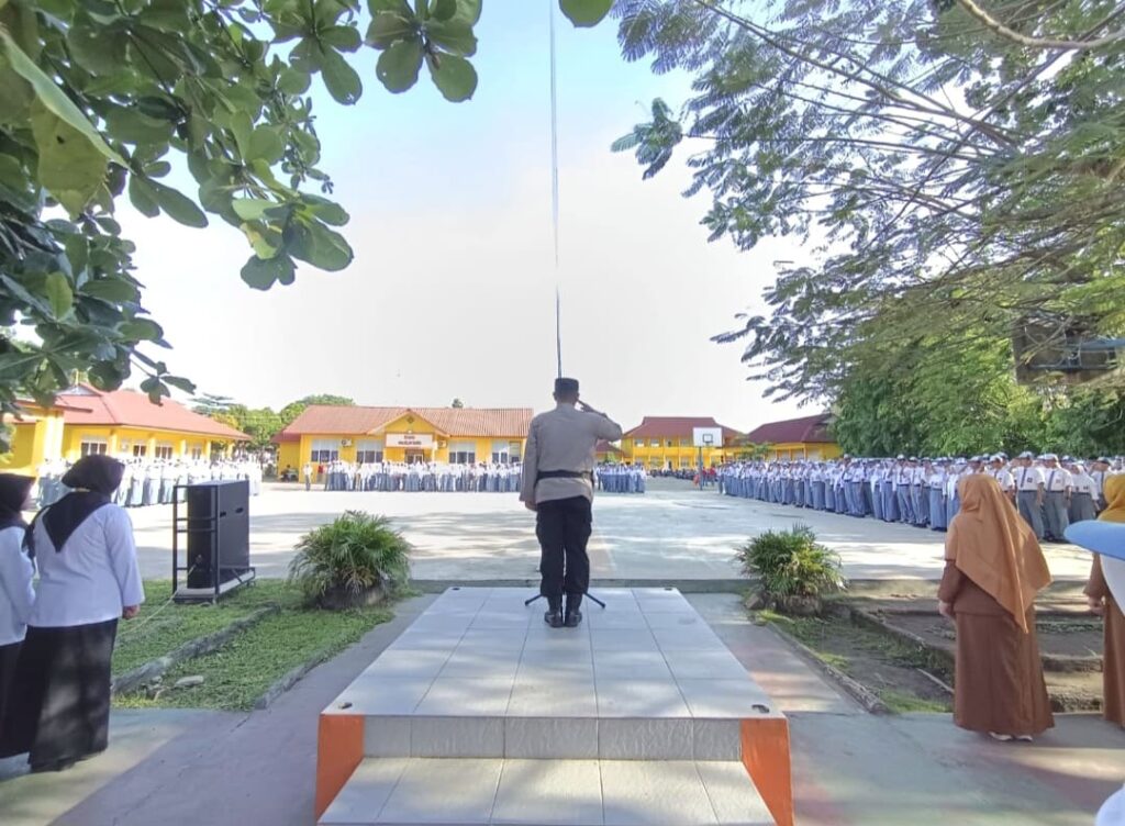 Sat Binmas Polresta Tanjungpinang Edukasi Bahaya Narkoba dan Kamtibmas di SMAN 4