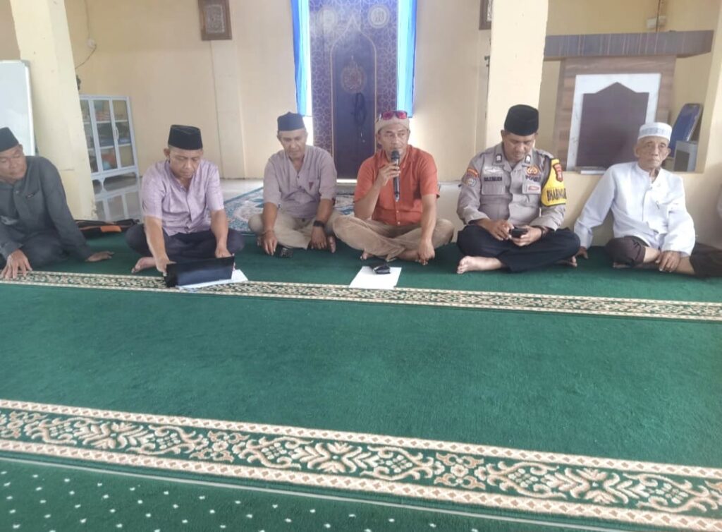 Bhabinkamtibmas Tanjung Unggat Hadiri Pelatihan Fardu Kifayah, Perkuat Silaturahmi dan Kamtibmas