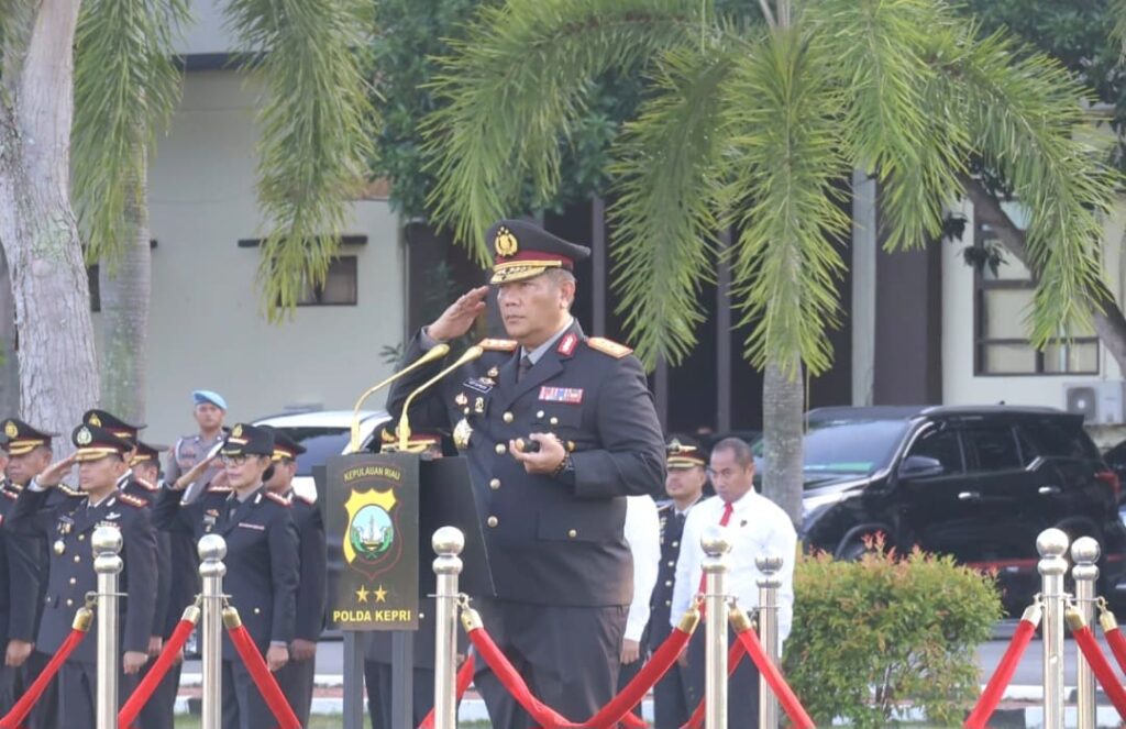 Kapolda Kepri Pimpin Upacara Harkitnas ke-118, Tegaskan Pentingnya Persatuan di Era Digital