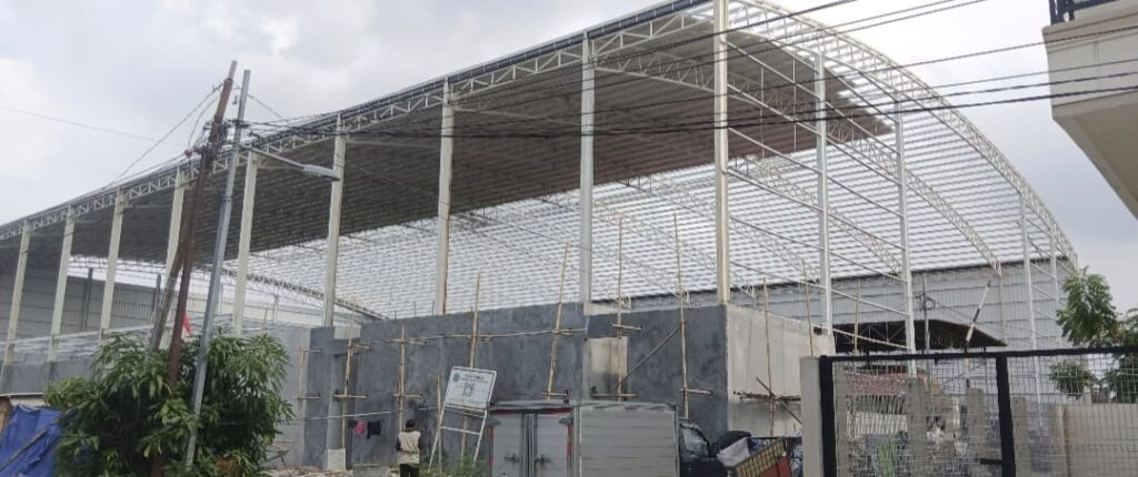 Pembangunan Lapangan Padel di Meruya Utara Disorot, Diduga Belum Kantongi PBG