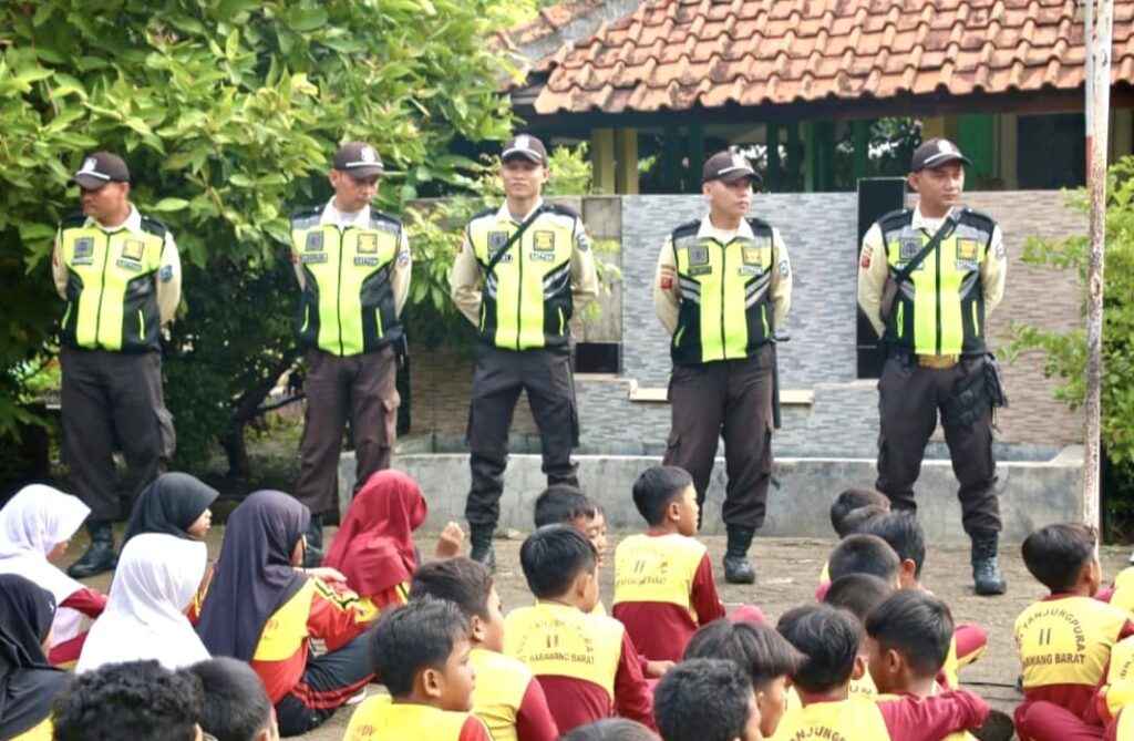 KAI Daop 1 Jakarta Proses Hukum Delapan Pelaku Pelemparan Kereta Api