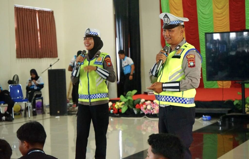 Satlantas Polresta Tanjungpinang Ajak Pelajar SMA Negeri 2 Jadi Pelopor Keselamatan Berlalu Lintas
