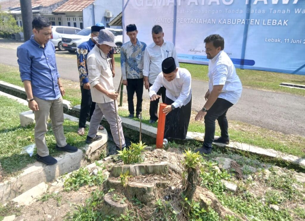 Kemenag dan BPN Luncurkan Gerakan Pemasangan Tanda Batas Tanah Wakaf di Lebak