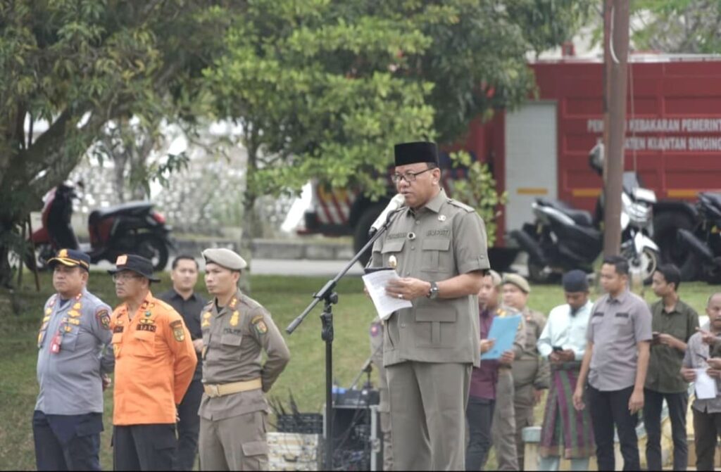 Jelang MTQ Riau dan Pacu Jalur, Bupati Kuansing Pimpin Apel 481 Personel Gabungan