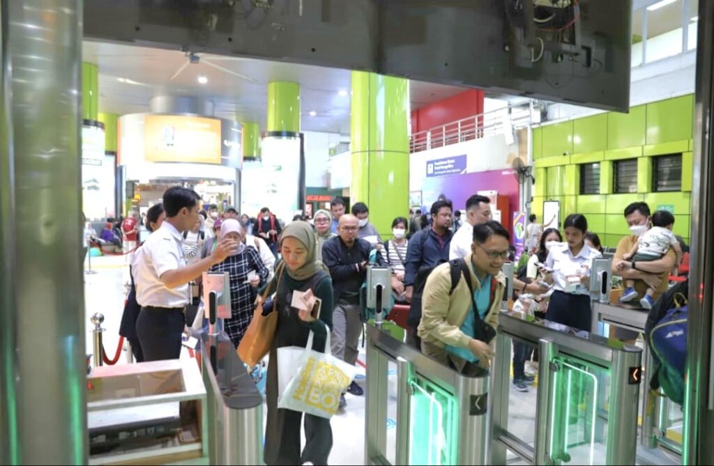 KAI Operasikan KA Pandalungan 2 Gambir–Jember Mulai 18 Juni, Tiket Perdana Rp525 Ribu