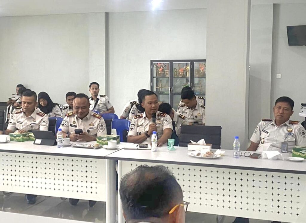 Karutan Batam Paparkan Capaian Kinerja dan Inovasi Layanan pada Anev Triwulan II Ditjenpas Kepri