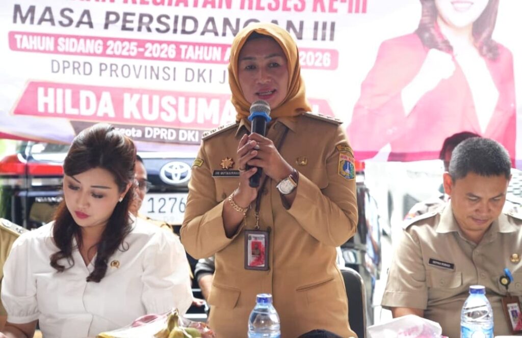 Wali Kota Jakbar Luncurkan Buku Pintar Pilah Sampah, Dorong Warga Kelola Sampah dari Rumah