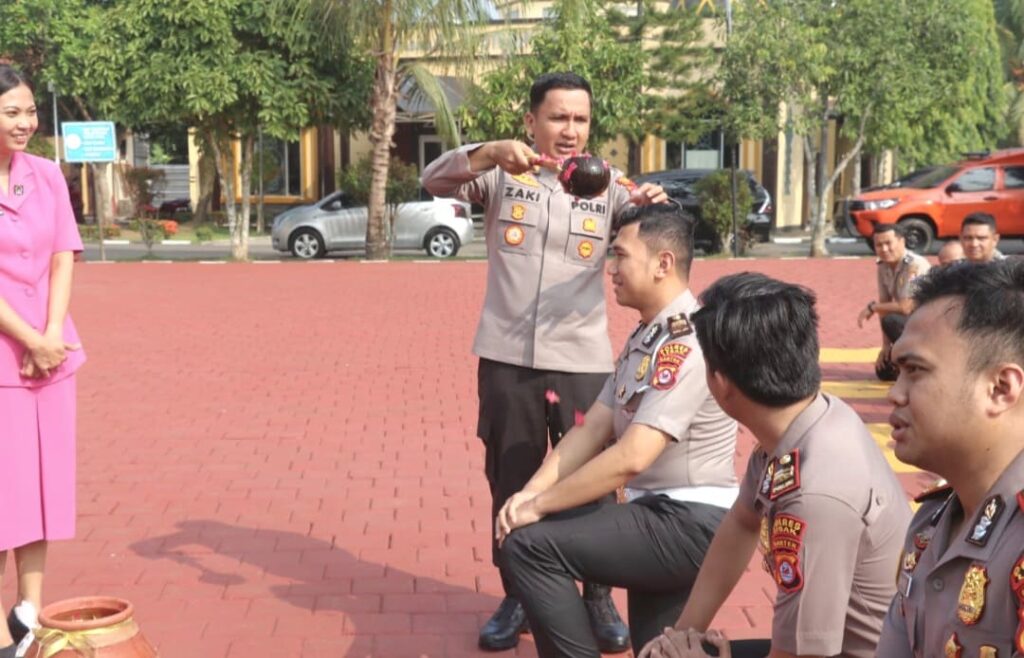 Jelang Hari Bhayangkara ke-80, 85 Personel Polres Lebak Naik Pangkat
