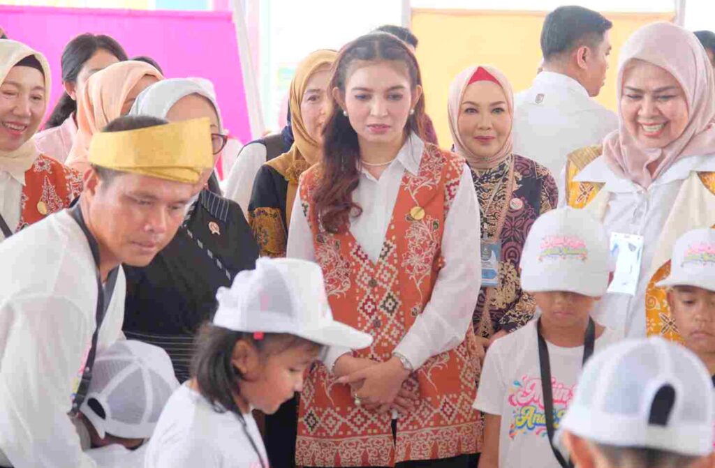Selvi Gibran Canangkan Gernas RANA di Tanjungpinang, Weni Ajak Wujudkan Lingkungan Ramah Anak