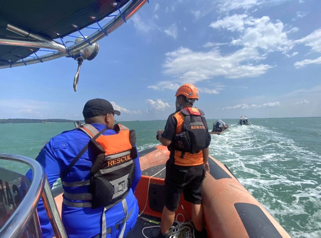 Satpolairud Polres Bintan Selamatkan Nelayan yang Hanyut di Perairan Pulau Putus