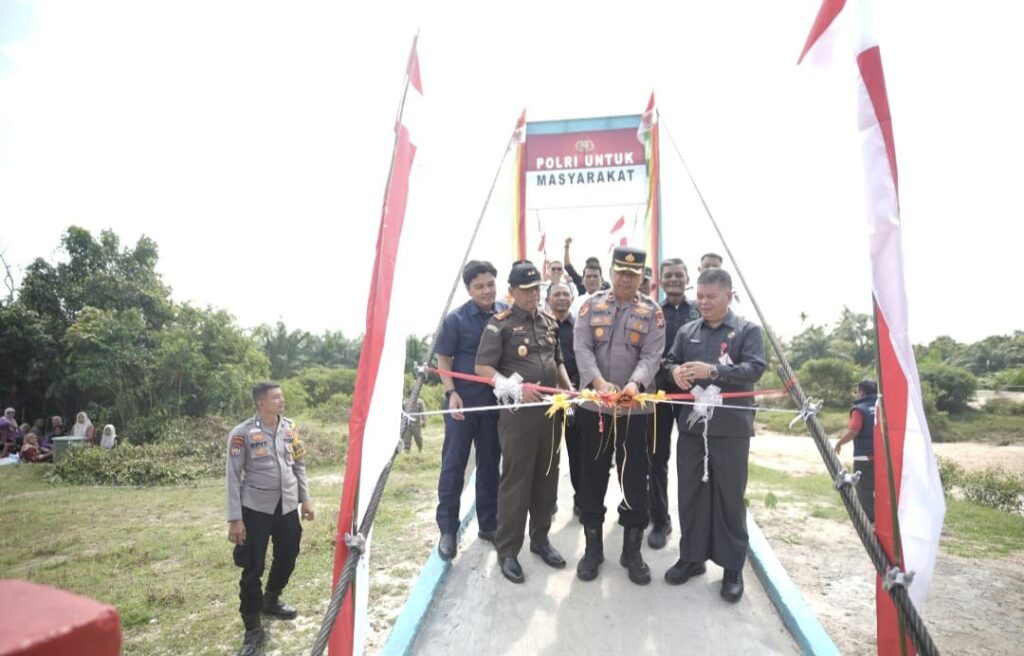 Plh Sekda Kuansing Apresiasi Jembatan Merah Putih Presisi, Perkuat Akses dan Dongkrak Ekonomi Warga