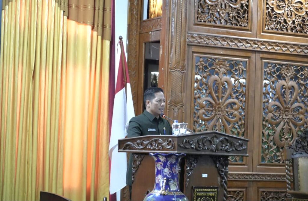 Muklisin Sampaikan Ranperda Pertanggungjawaban APBD 2025, Kuansing Pertahankan Opini WTP ke-15