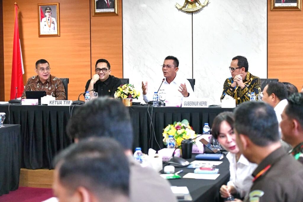 Terima Kunjungan Komisi II DPR RI, Ansar Ahmad Pastikan Program Nasional di Kepri Berjalan Optimal