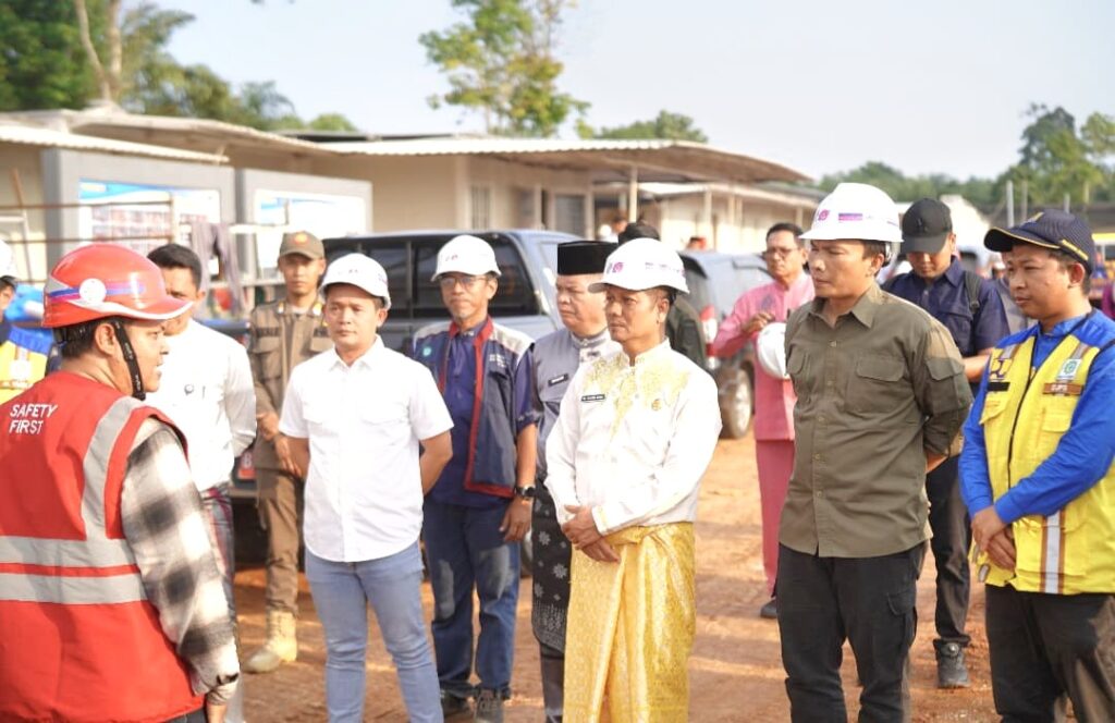 Sidak Pembangunan Sekolah Rakyat, Muklisin Minta Kontraktor Rampungkan Proyek Tepat Waktu