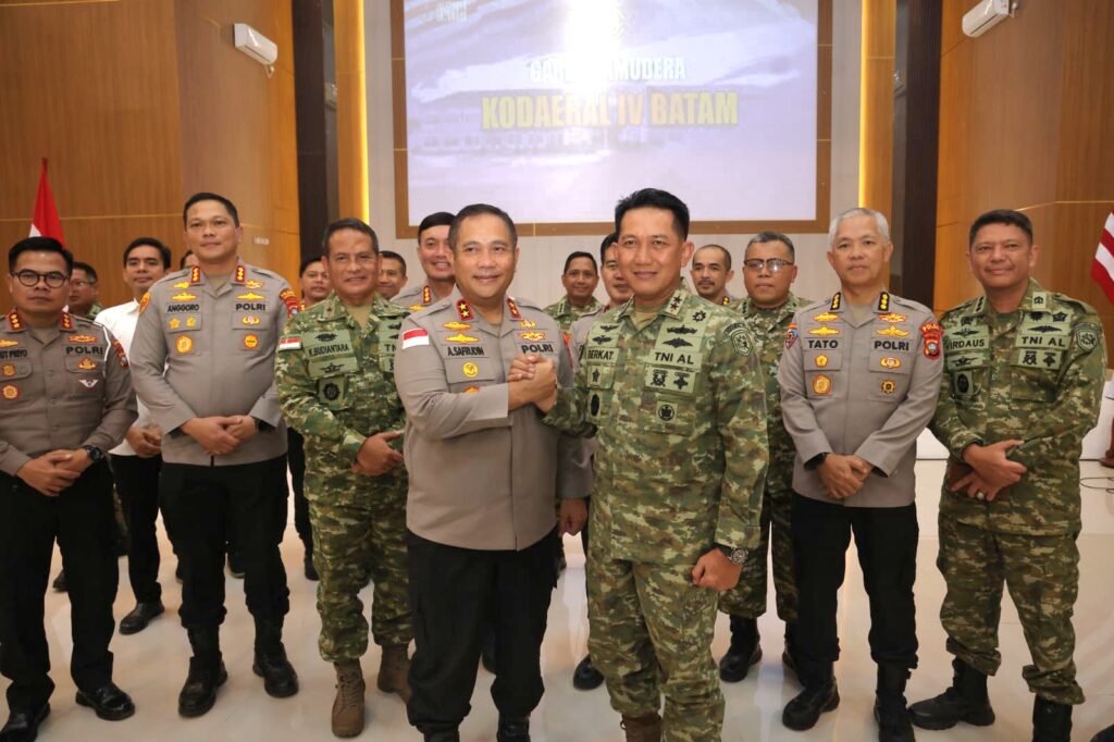 Kapolda Kepri Perkuat Sinergi dengan TNI AL, Bahas Pengamanan Perairan hingga Pemberantasan Narkoba