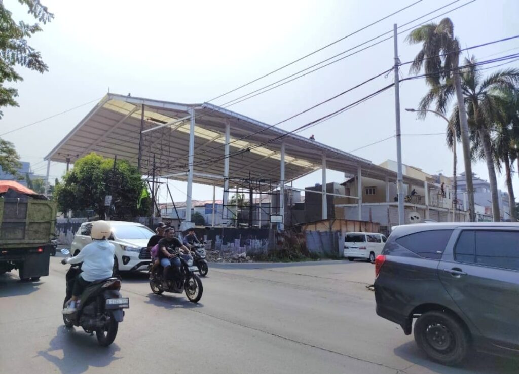 Warga Minta Pemkot Jakarta Barat Periksa Dugaan Bangunan Tanpa PBG di Kalideres