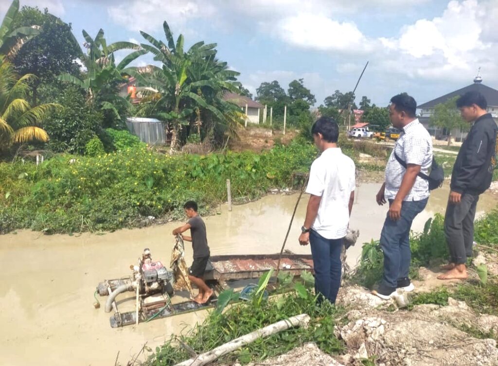 Tindak Lanjut Laporan 110, Polres Kuansing Musnahkan Rakit PETI di Pulau Aro
