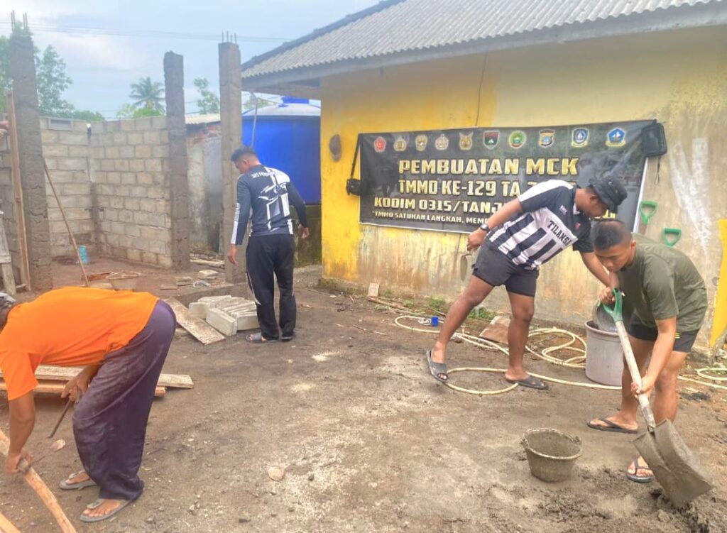 Satgas TMMD ke-129 Bangun MCK di Desa Busung, TNI Dorong Akses Sanitasi Layak bagi Warga