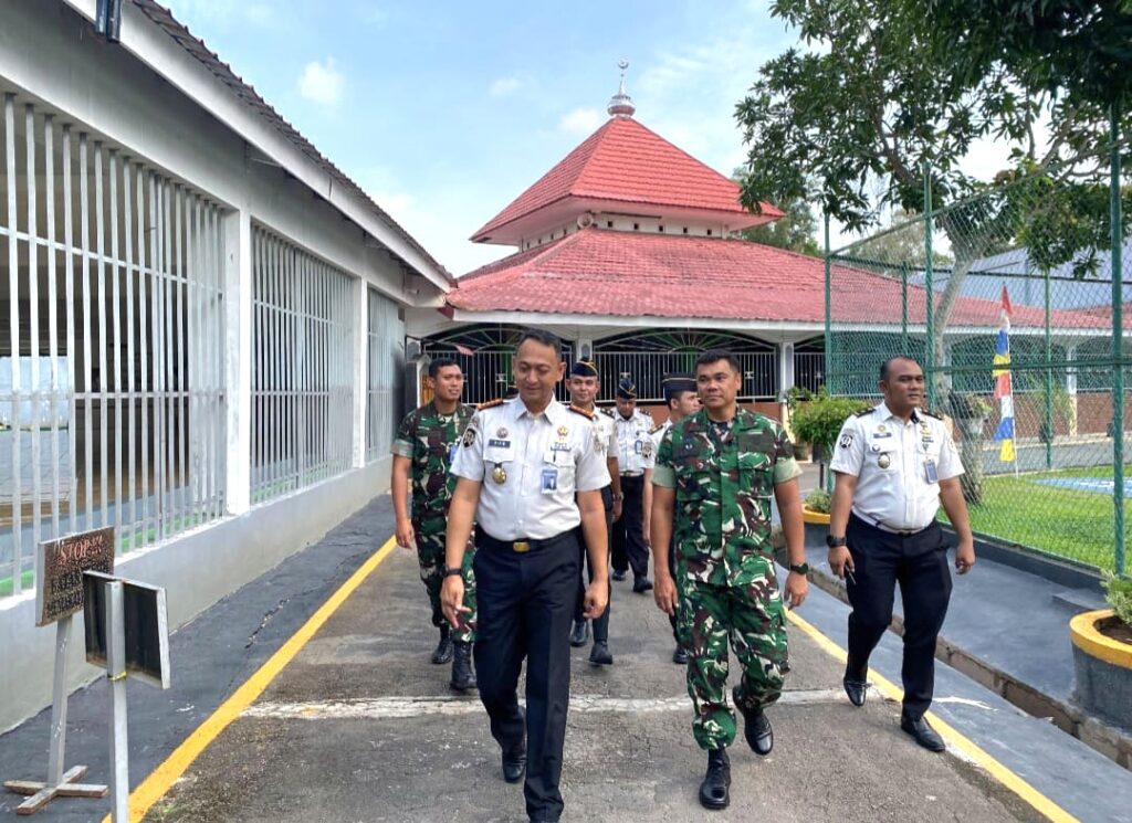 Perkuat Sinergi, Danlanud Hang Nadim Batam Kunjungi Lapas Kelas IIA Batam