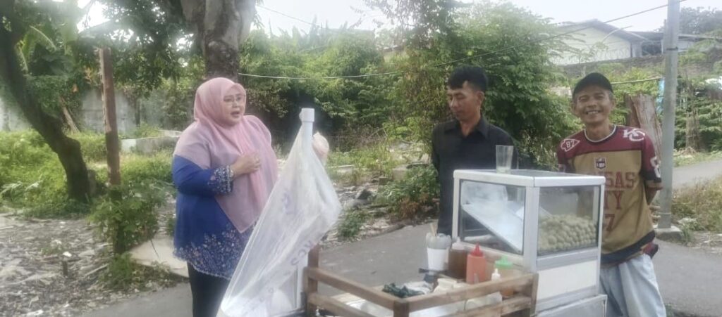 Kepala SDN 09 Kalideres Ajak Pedagang Jaga Kebersihan Lingkungan Sekolah
