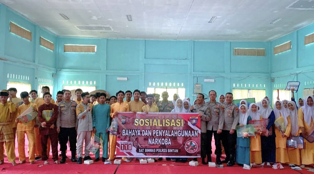 Satbinmas Polres Bintan Edukasi Bahaya Narkoba kepada Pelajar SMAN 1 Toapaya