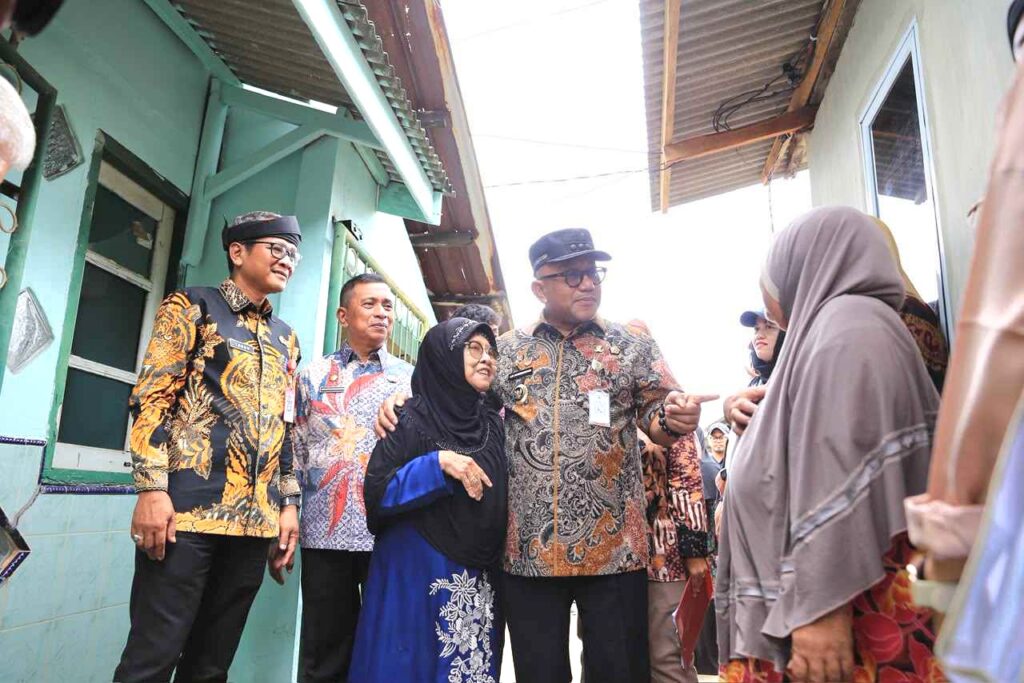 Lis Darmansyah Tinjau Kawasan Permukiman di Bukit Bestari, Pastikan Penataan Infrastruktur Tepat Sasaran
