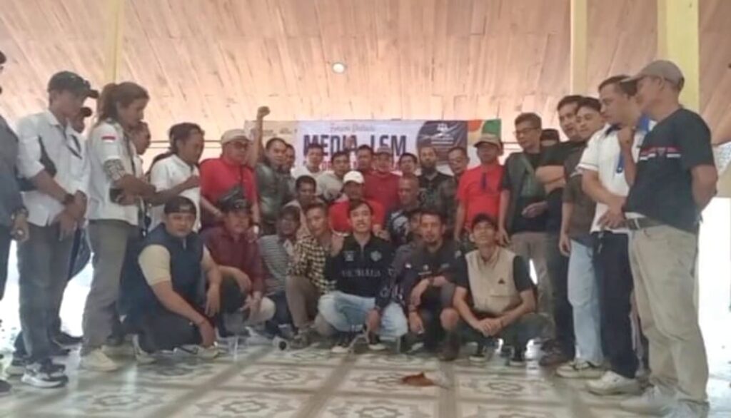 Wartawan dan Aktivis di Lebak Akan Adukan Akun TikTok “Abah 80” ke Aparat