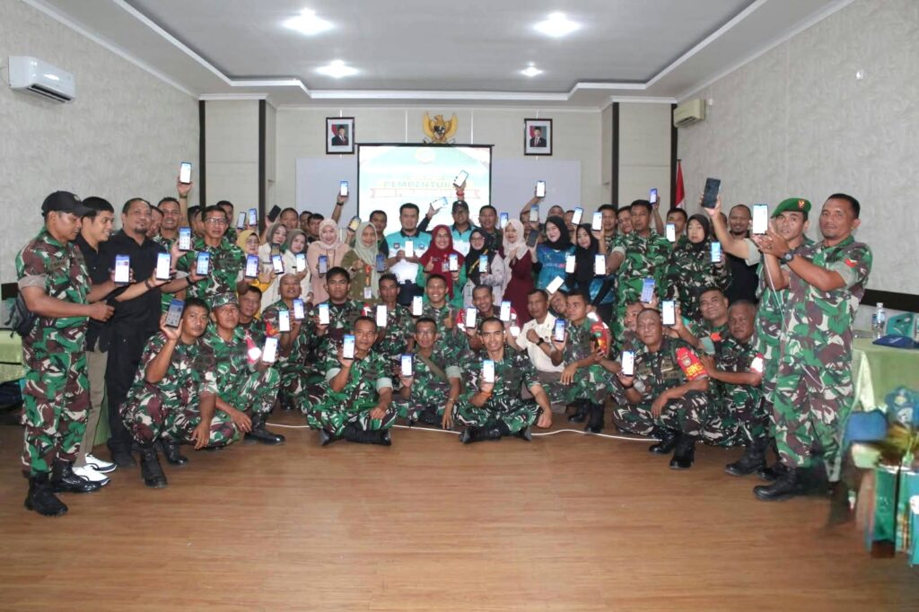Kodim 0315/Tanjungpinang Gandeng Disdukcapil Sosialisasikan IKD kepada Personel