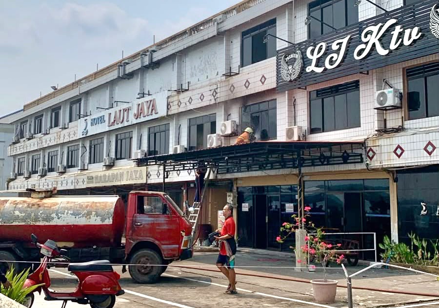 Kamar Hotel Laut Jaya Tanjungpinang Terbakar, Dua Mobil Pemadam Dikerahkan