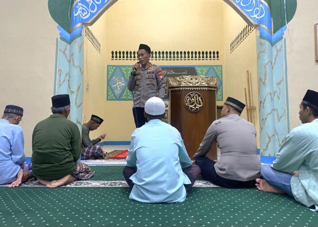 Polres Bintan Gelar Subuh Keliling, Ajak Warga Jaga Keamanan Lingkungan