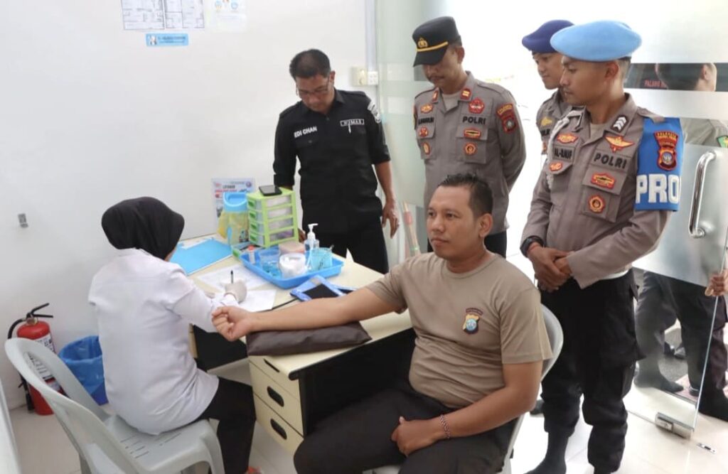 Hari Jadi Humas Polri ke-75, Polresta Tanjungpinang Gelar Donor Darah untuk Bantu Stok PMI