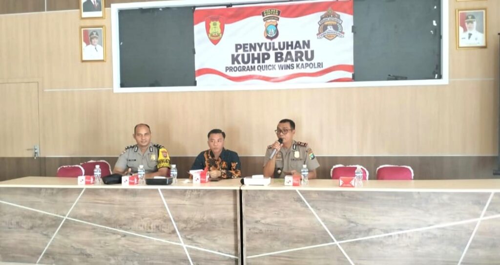 Polres Bintan Sosialisasikan KUHP Baru, Ajak Warga Kuala Simpang Tingkatkan Kesadaran Hukum