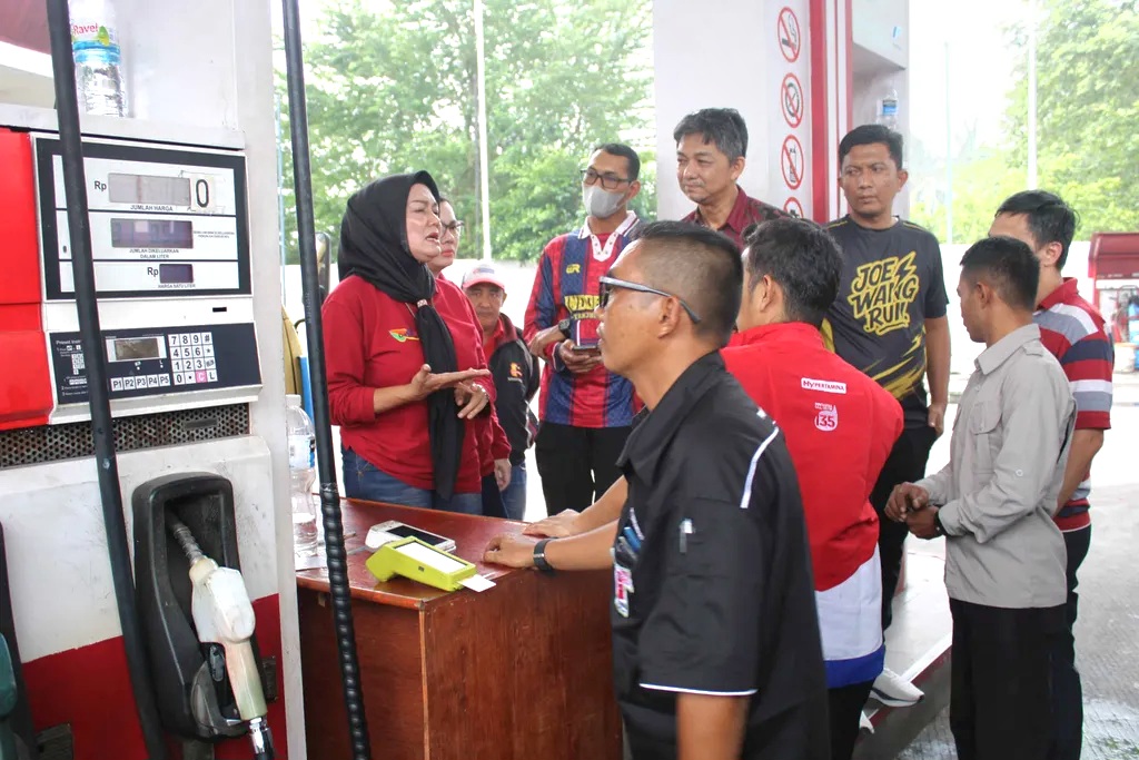 Pemko Tanjungpinang Pantau Antrean Solar Subsidi, Perkuat Pengawasan dan Verifikasi Kendaraan